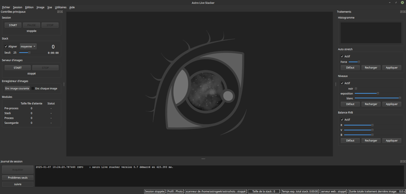 Fenêtre principale d'ALS montrant une interface logicielle pour empiler des images astronomiques en temps réel. L'interface comprend des sections pour les contrôles principaux (démarrer, pause, arrêter), les paramètres d'empilement (aligner, seuil), le serveur d'images (démarrer, arrêter), la sauvegarde d'images (sauvegarder l'image actuelle, sauvegarder chaque image), les modules (taille de la file d'attente, statut), le traitement (histogramme, étirement automatique, niveaux, balance RGB) et le journal de session.